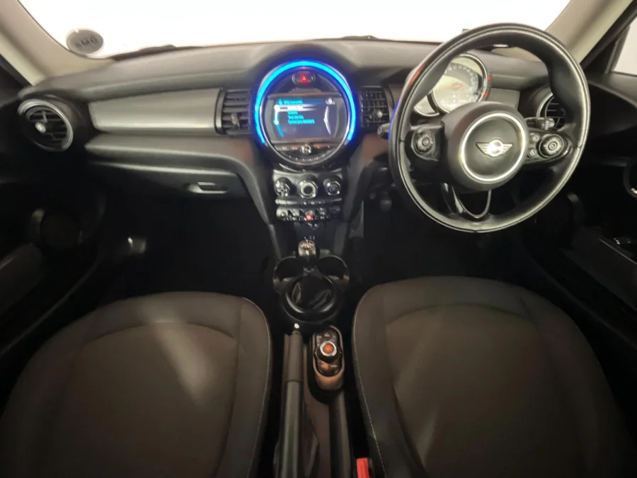 Used 2015 MINI Hatch Cooper Hatch 3-door Seven 7 - WeBuyCars Vereeniging Used 2015 MINI Hatch Cooper Hatch 3-door Seven 7 - WeBuyCars Vereeniging