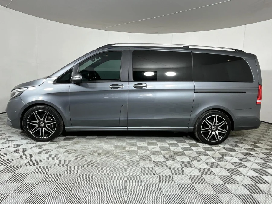 Used 2022 Mercedes-Benz V-Class V300d Avantgarde AMG Line - WeBuyCars The Dome