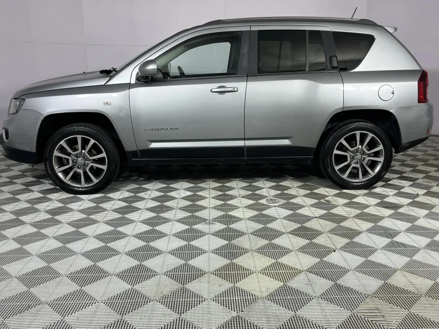 Used 2015 Jeep Compass 2.0L Limited auto - WeBuyCars Epping