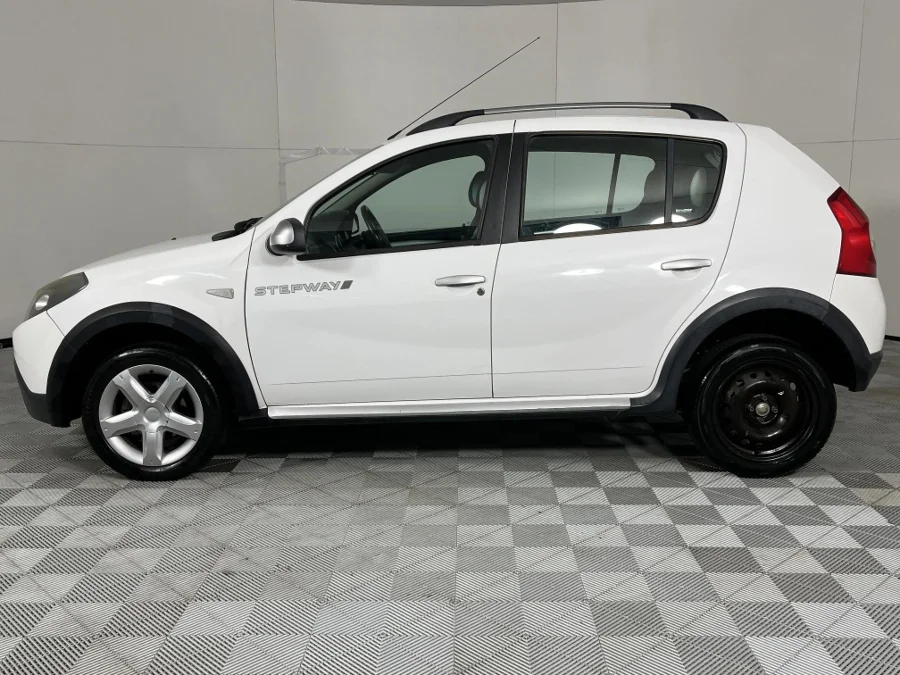 Used 2012 Renault Sandero Stepway 1.6 - WeBuycars East London Used 2012 Renault Sandero Stepway 1.6 - WeBuycars East London