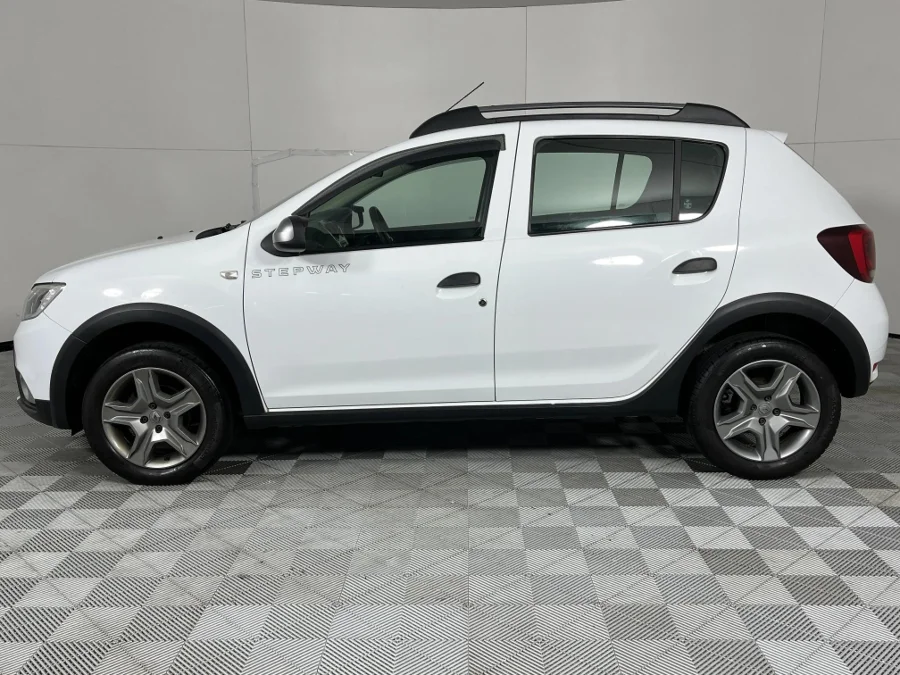 Used 2021 Renault Sandero 66kW turbo Stepway Expression - WeBuycars East London Used 2021 Renault Sandero 66kW turbo Stepway Expression - WeBuycars East London