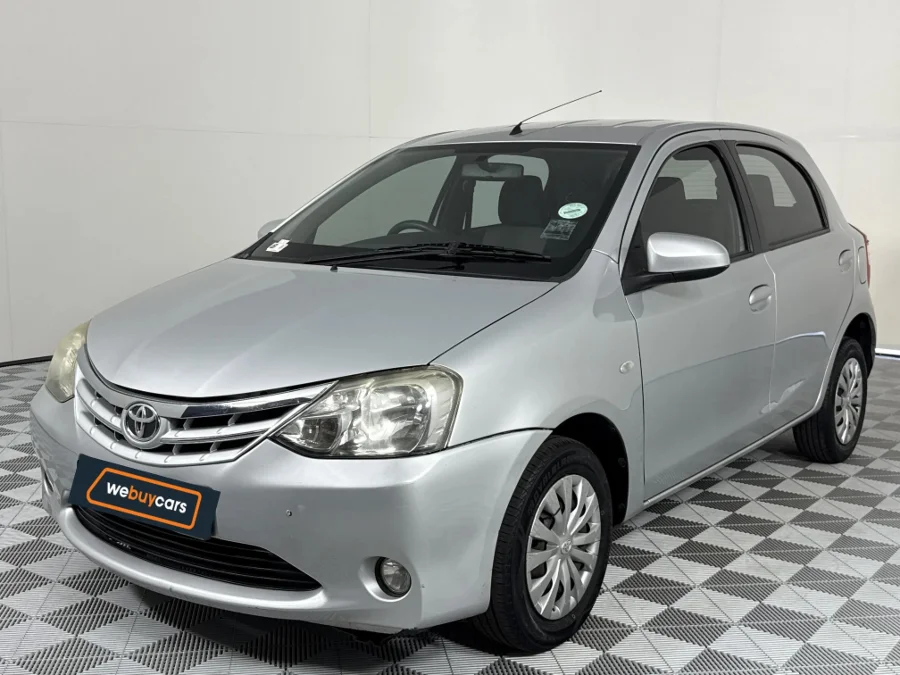 Used 2014 Toyota Etios hatch 1.5 Sprint - WeBuyCars Vereeniging Used 2014 Toyota Etios hatch 1.5 Sprint - WeBuyCars Vereeniging