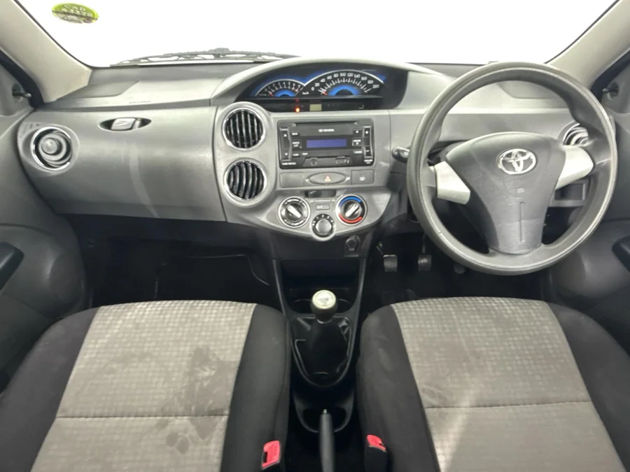 Used 2014 Toyota Etios hatch 1.5 Sprint - WeBuyCars Vereeniging Used 2014 Toyota Etios hatch 1.5 Sprint - WeBuyCars Vereeniging