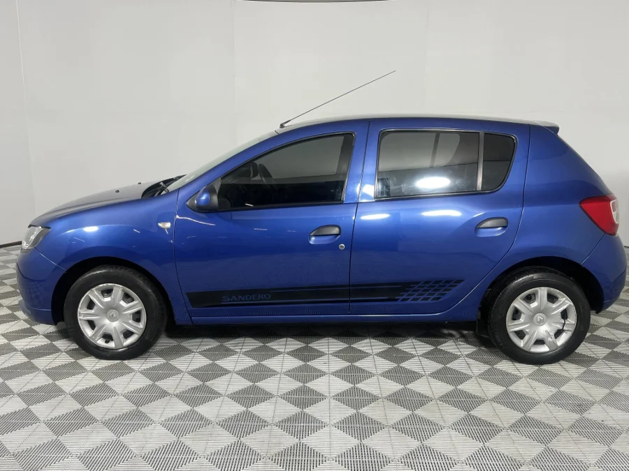 Used 2015 Renault Sandero 66kW turbo Dynamique - WeBuyCars Richmond Used 2015 Renault Sandero 66kW turbo Dynamique - WeBuyCars Richmond