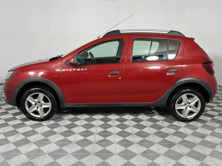 Used 2014 Renault Sandero Stepway 66kW turbo - WeBuyCars Richmond