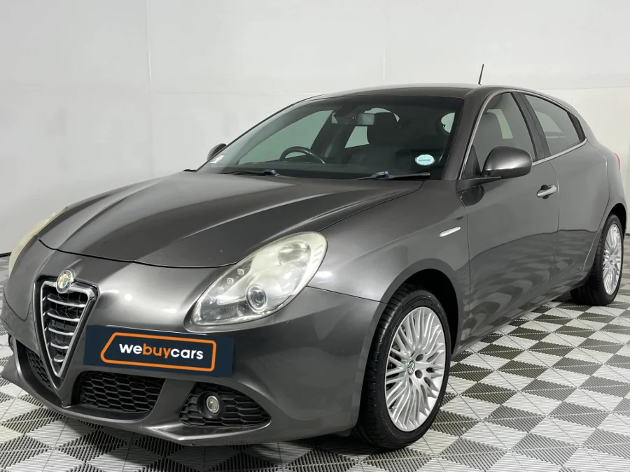 Used 2013 Alfa Romeo Giulietta 1.4TBi Distinctive - WeBuyCars Silverlakes