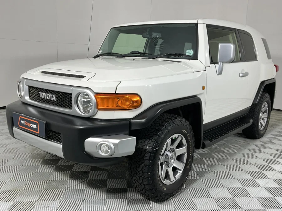 Used 2015 Toyota FJ Cruiser - WeBuyCars JHB South