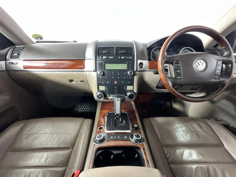 Used 2010 Volkswagen Touareg 3.0 V6 TDI - WeBuyCars Rustenburg Used 2010 Volkswagen Touareg 3.0 V6 TDI - WeBuyCars Rustenburg