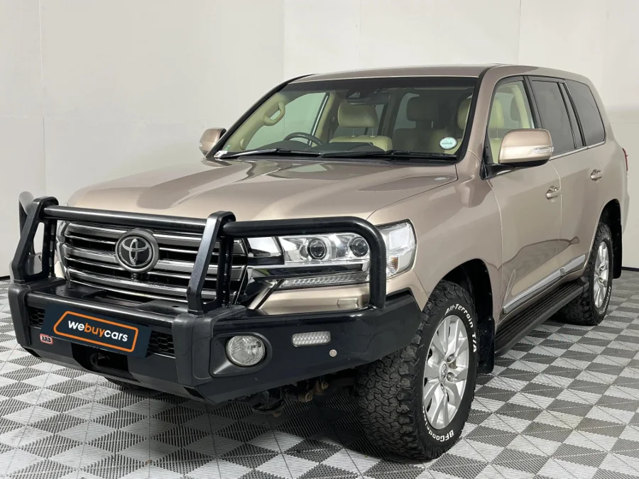 Used 2017 Toyota Land Cruiser 200 4.5D-4D V8 VX - WeBuyCars The Dome Used 2017 Toyota Land Cruiser 200 4.5D-4D V8 VX - WeBuyCars The Dome