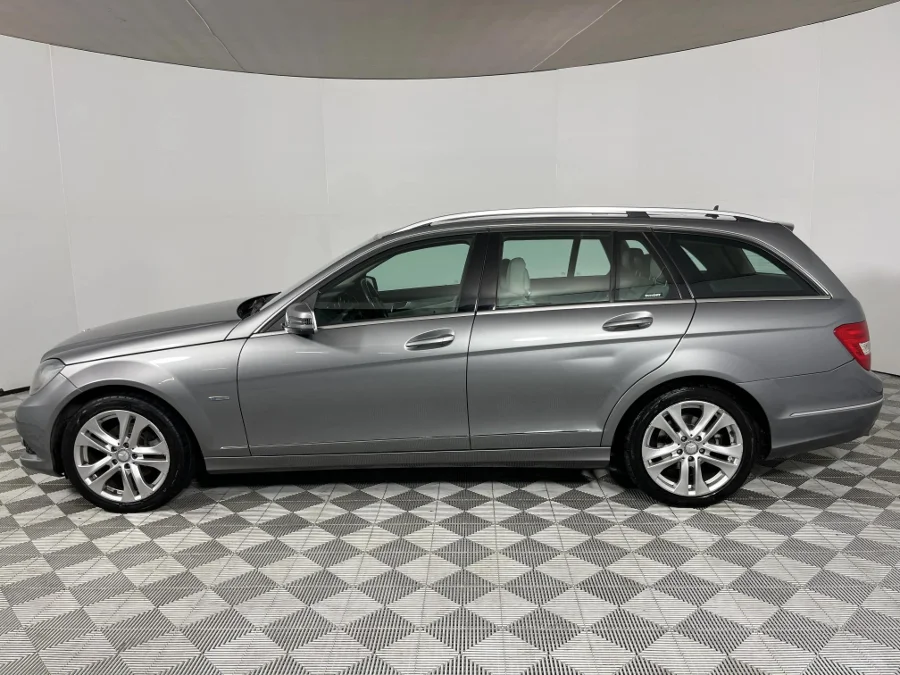 Used 2011 Mercedes-Benz C-Class C220CDI estate Avantgarde - WeBuyCars Richmond Used 2011 Mercedes-Benz C-Class C220CDI estate Avantgarde - WeBuyCars Richmond
