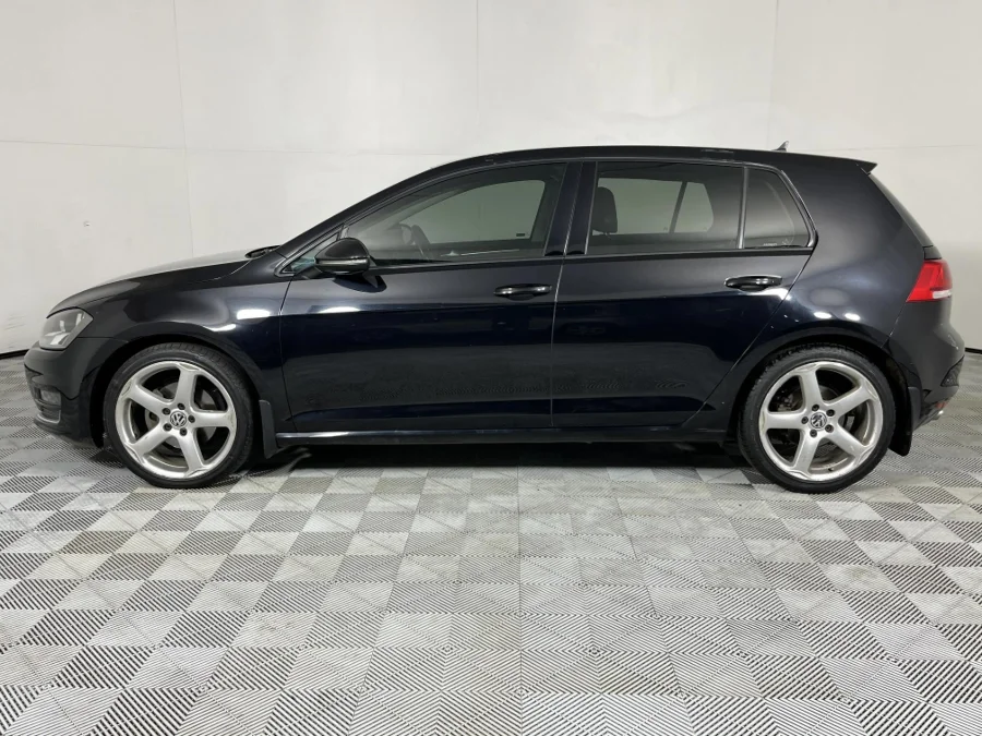 Used 2014 Volkswagen Golf 2.0TDI Highline - WeBuyCars Riverhorse Used 2014 Volkswagen Golf 2.0TDI Highline - WeBuyCars Riverhorse