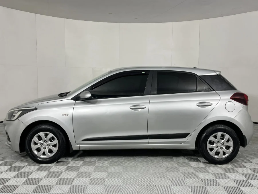 Used 2019 Hyundai i20 1.2 Motion - WeBuyCars Gqeberha