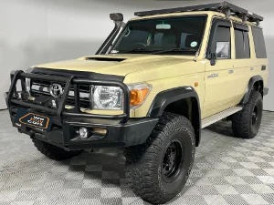 Used 2015 Toyota Land Cruiser 76 4.5D-4D V8 station wagon LX