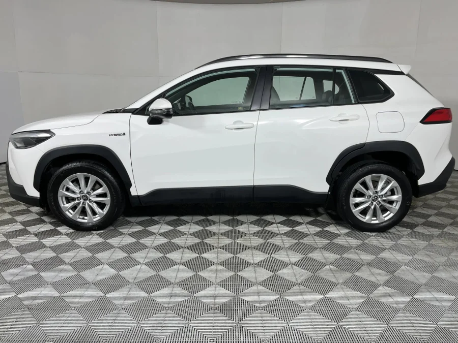Used 2022 Toyota Corolla Cross 1.8 Hybrid XS - WeBuyCars Epping