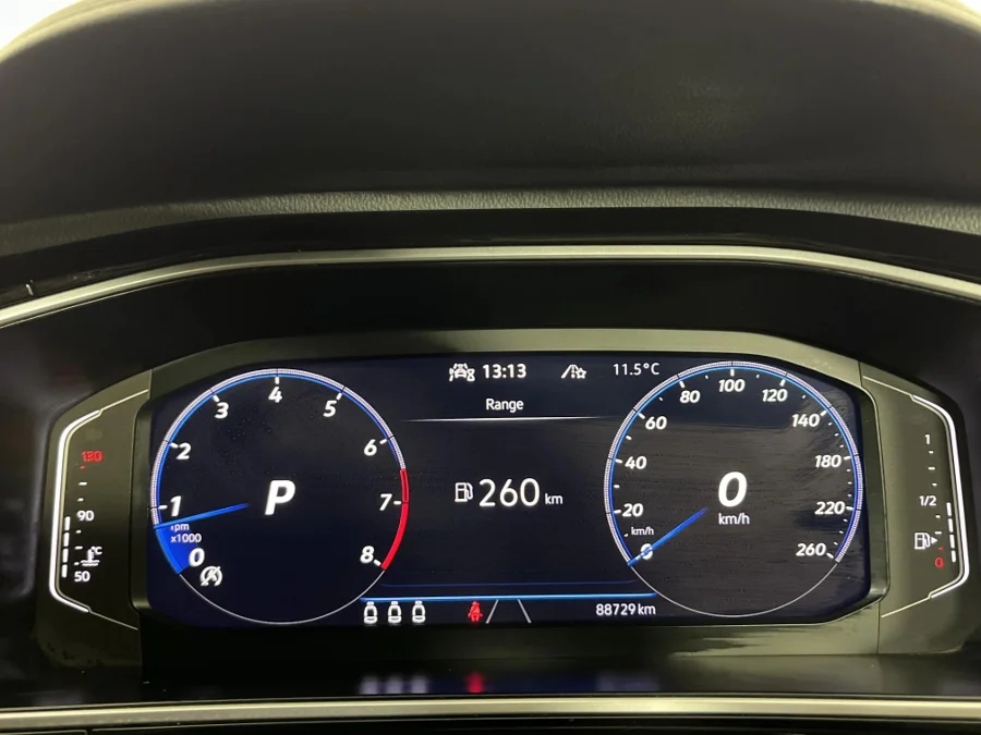 Used 2022 Volkswagen T-Roc 2.0TSI 140kW 4Motion R-Line - WeBuyCars Midstream