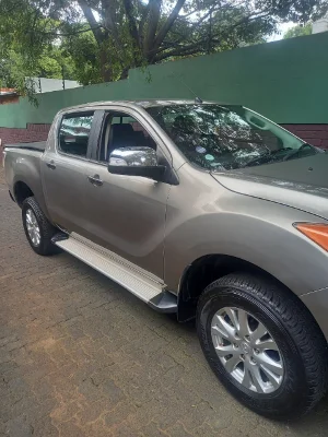 New 2014 Mazda BT-50 3.2 double cab 4x4 SLE