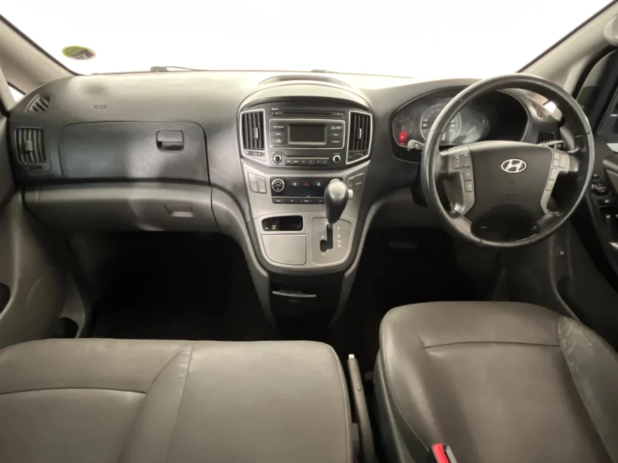 Used 2016 Hyundai H-1 2.5VGTi bus Elite 9-seater - WeBuyCars JHB South