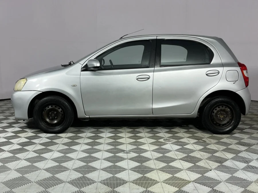 Used 2014 Toyota Etios hatch 1.5 Sprint - WeBuyCars Brackenfell Cape Town