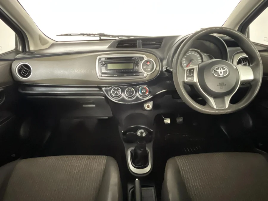 Used 2013 Toyota Yaris 5-door 1.3 Xi - WeBuyCars Silverlakes