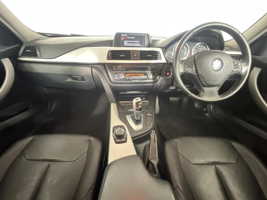 Used 2013 BMW 3 Series 320i Modern sports-auto - WeBuyCars Richmond