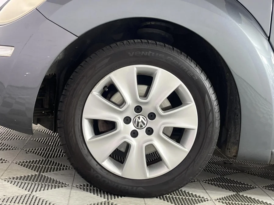 Used 2008 Volkswagen Beetle cabriolet 2.0 - WeBuyCars Brackenfell Cape Town