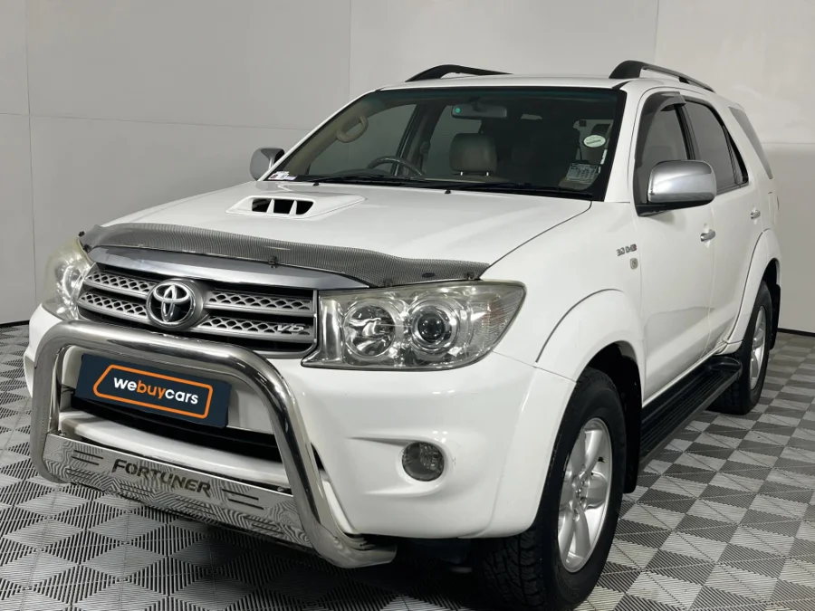 Used 2011 Toyota Fortuner 3.0D-4D 4x4 - WeBuyCars Riverhorse Used 2011 Toyota Fortuner 3.0D-4D 4x4 - WeBuyCars Riverhorse