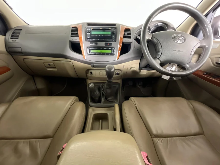 Used 2011 Toyota Fortuner 3.0D-4D 4x4 - WeBuyCars Riverhorse Used 2011 Toyota Fortuner 3.0D-4D 4x4 - WeBuyCars Riverhorse