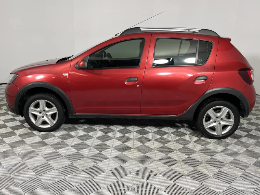 Used 2016 Renault Sandero Stepway 66kW turbo - WeBuyCars Epping Used 2016 Renault Sandero Stepway 66kW turbo - WeBuyCars Epping