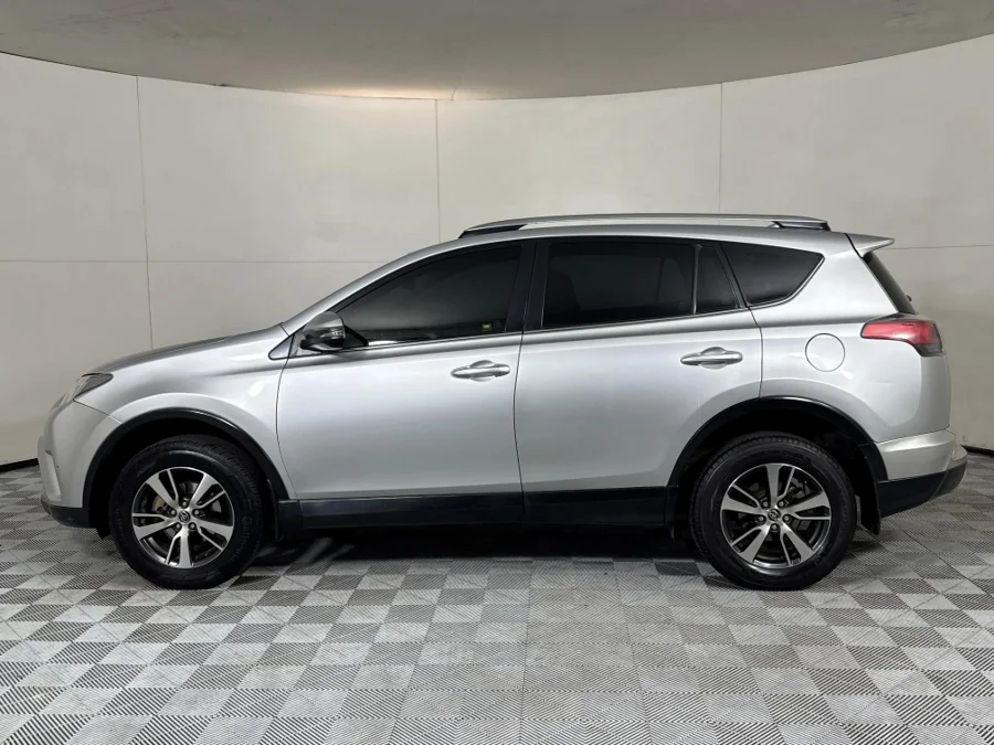 Used 2016 Toyota RAV4 2.0 GX - WeBuyCars Midstream
