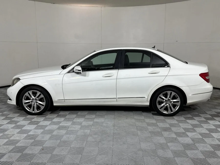 Used 2014 Mercedes-Benz C-Class C200 auto - WeBuyCars Midstream