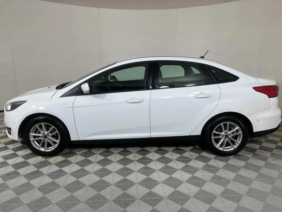 Used 2017 Ford Focus sedan 1.0T Trend - WeBuyCars JHB South Used 2017 Ford Focus sedan 1.0T Trend - WeBuyCars JHB South