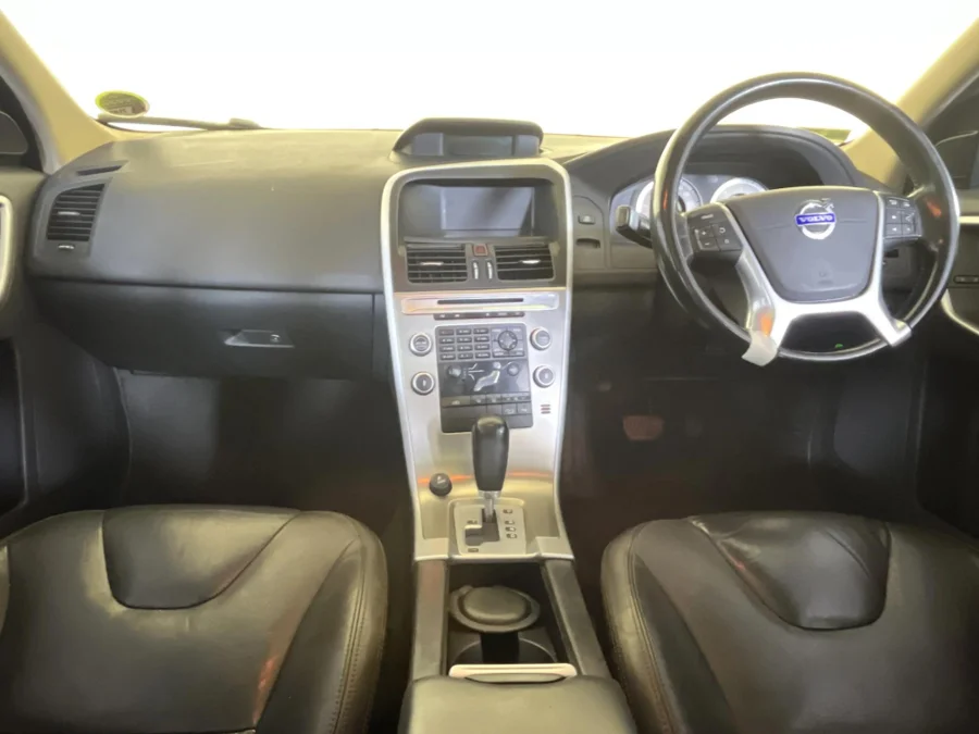 Used 2010 Volvo XC60 2.4D Geartronic - WeBuyCars Richmond Used 2010 Volvo XC60 2.4D Geartronic - WeBuyCars Richmond