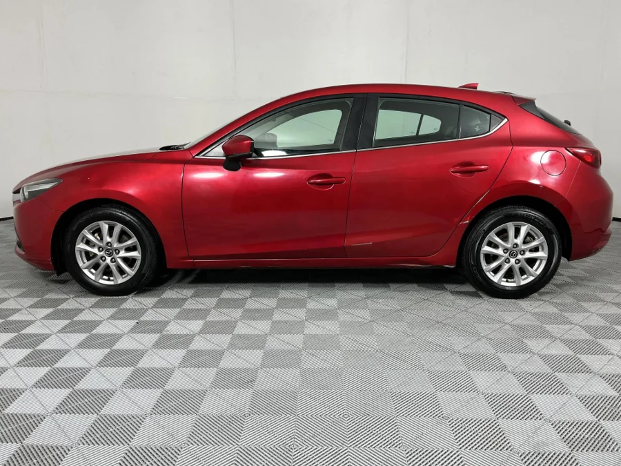 Used 2019 Mazda Mazda3 hatch 1.6 Dynamic - WeBuyCars The Dome Used 2019 Mazda Mazda3 hatch 1.6 Dynamic - WeBuyCars The Dome