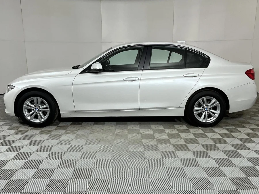 Used 2015 BMW 3 Series 318i auto - WeBuyCars Polokwane