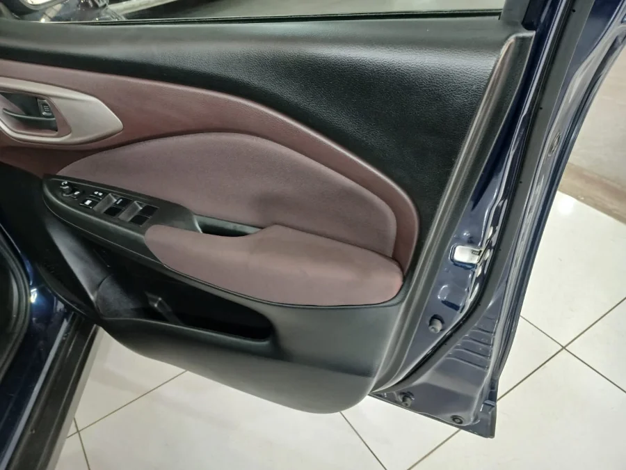 Used 2023 Toyota Starlet Cross 1.5 XS auto - GAPP Motors