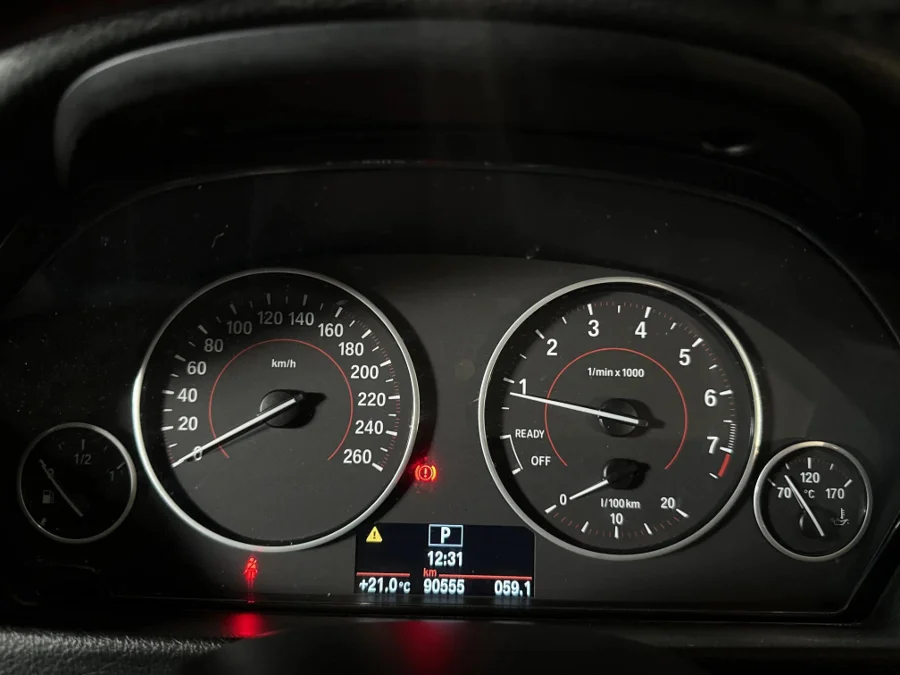 Used 2013 BMW 3 Series 320i M Sport sports-auto - WeBuyCars Midstream