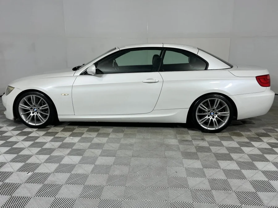 Used 2011 BMW 3 Series 335i convertible auto - WeBuyCars Silverlakes Used 2011 BMW 3 Series 335i convertible auto - WeBuyCars Silverlakes