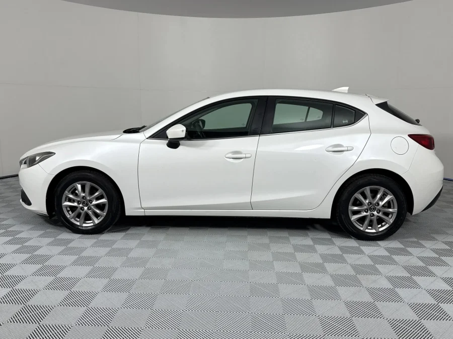 Used 2016 Mazda Mazda3 hatch 2.0 Individual - WeBuyCars Vereeniging Used 2016 Mazda Mazda3 hatch 2.0 Individual - WeBuyCars Vereeniging