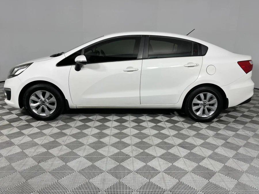Used 2017 Kia Rio sedan 1.4 - WeBuyCars Richmond