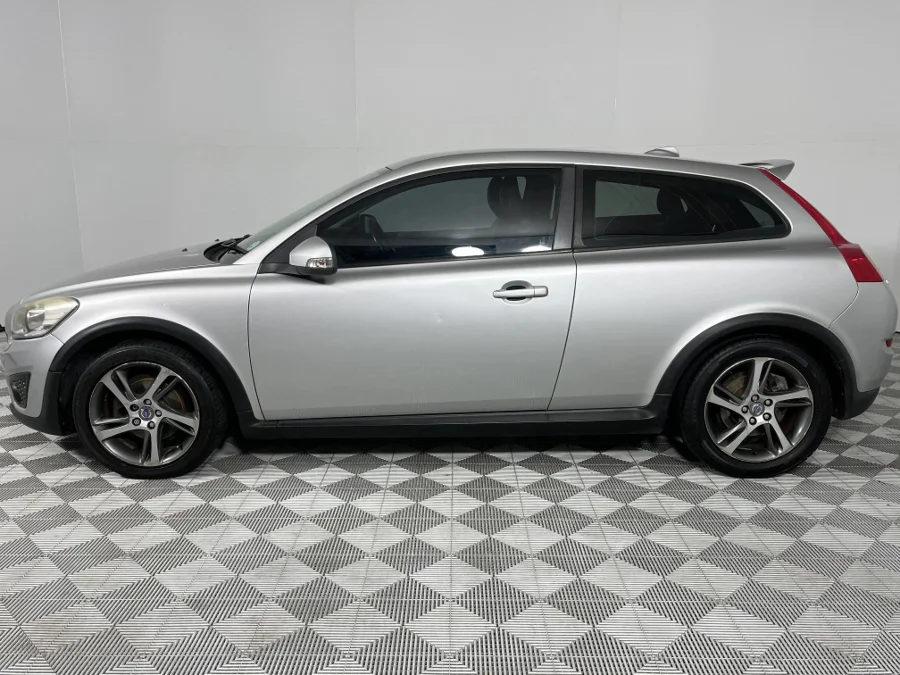 Used 2011 Volvo C30 2.0 Elite - WeBuyCars Richmond Used 2011 Volvo C30 2.0 Elite - WeBuyCars Richmond
