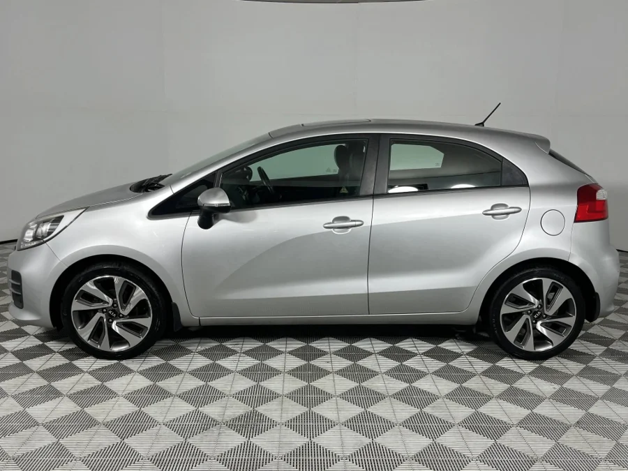 Used 2015 Kia Rio sedan 1.4 Tec auto - WeBuyCars Richmond