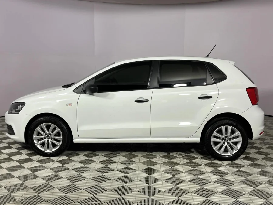Used 2024 Volkswagen Polo Vivo hatch 1.4 Trendline - WeBuyCars Durban