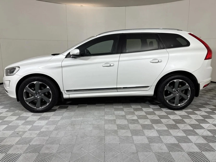 Used 2017 Volvo XC60 D5 AWD Inscription - WeBuyCars Midstream