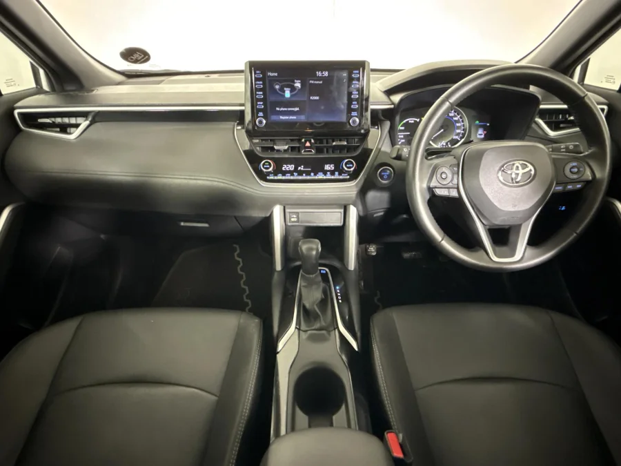 Used 2023 Toyota Corolla Cross 1.8 Hybrid XS - WeBuyCars Midstream