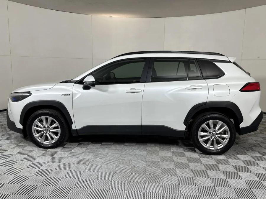 Used 2023 Toyota Corolla Cross 1.8 Hybrid XS - WeBuyCars Midstream