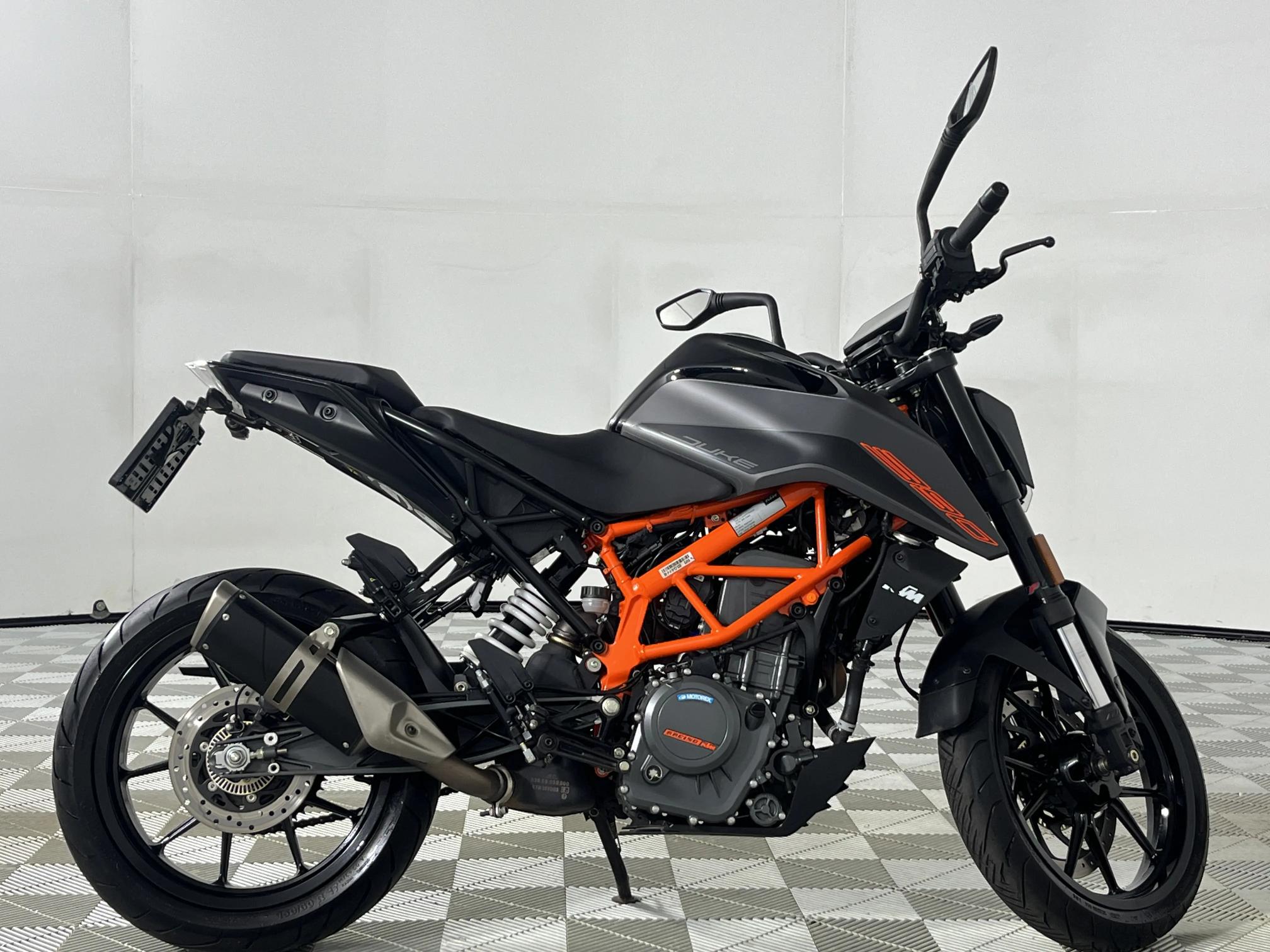 Used 2024 KTM Duke 3