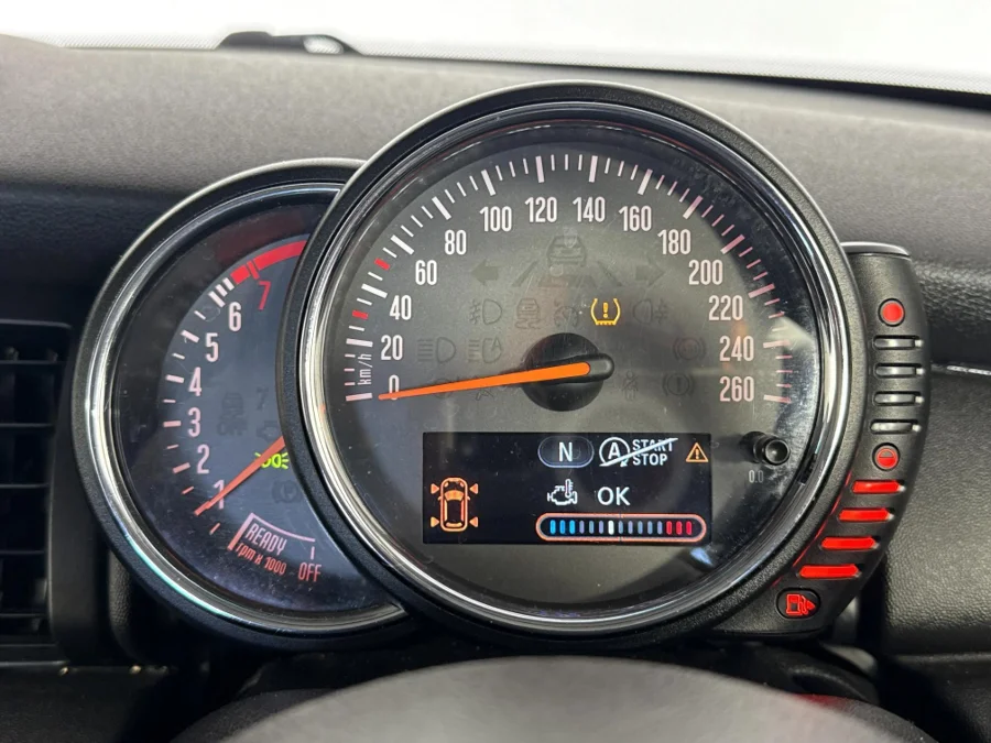 Used 2017 MINI Hatch One Hatch 3-door - WeBuyCars Vereeniging Used 2017 MINI Hatch One Hatch 3-door - WeBuyCars Vereeniging