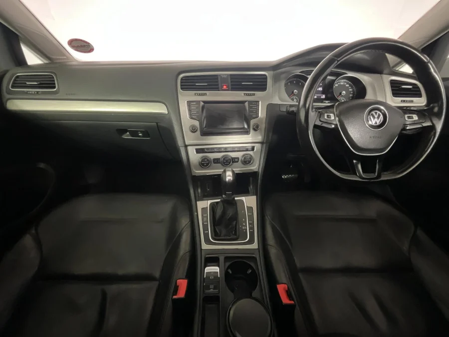 Used 2014 Volkswagen Golf 1.4TSI Comfortline auto - WeBuyCars Durban Used 2014 Volkswagen Golf 1.4TSI Comfortline auto - WeBuyCars Durban
