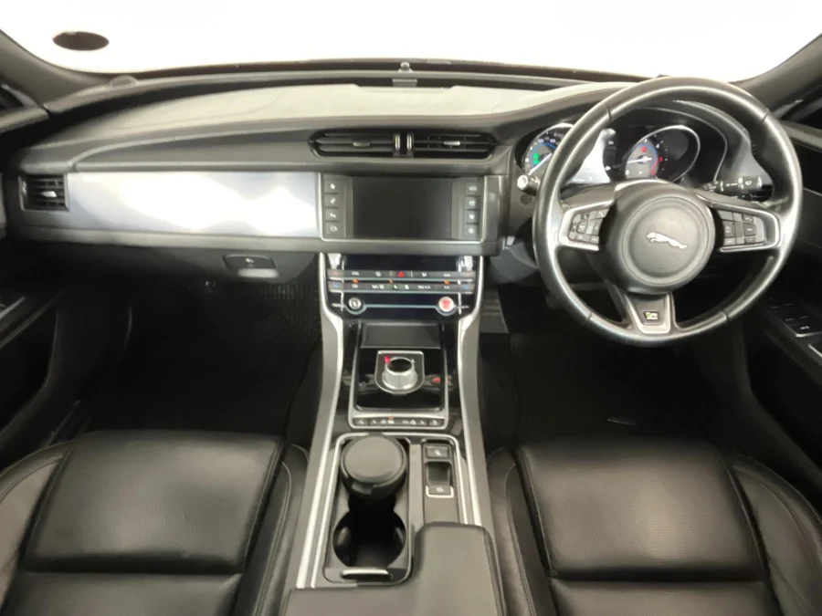 Used 2016 Jaguar XF 20d Chequered Flag - WeBuyCars JHB South