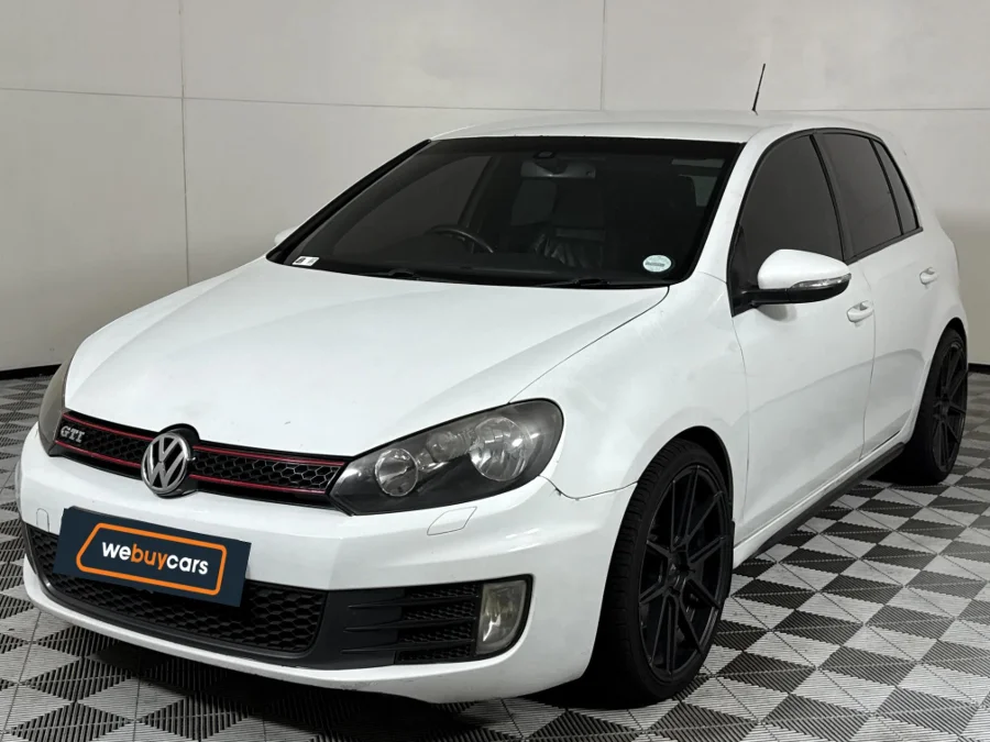 Used 2011 Volkswagen Golf GTI - WeBuyCars Midstream Used 2011 Volkswagen Golf GTI - WeBuyCars Midstream